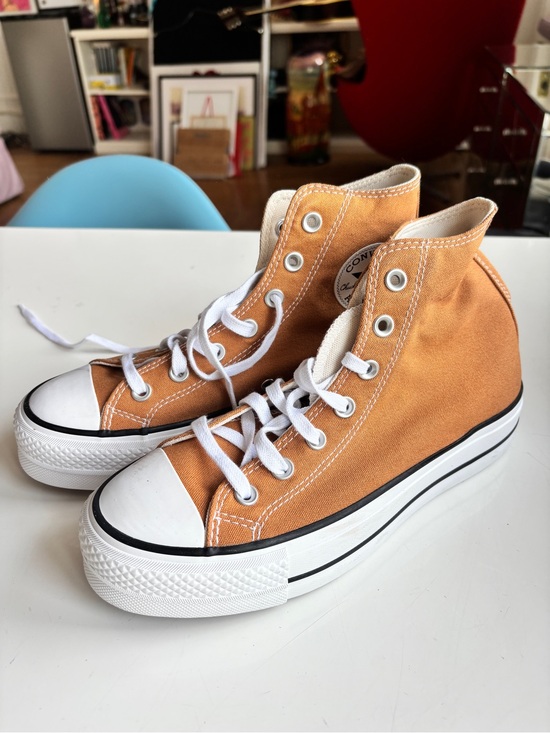 Converse All Stars Shoes - Converse Chuck Taylor Platform High Top Sneakers in Burnt Orange
